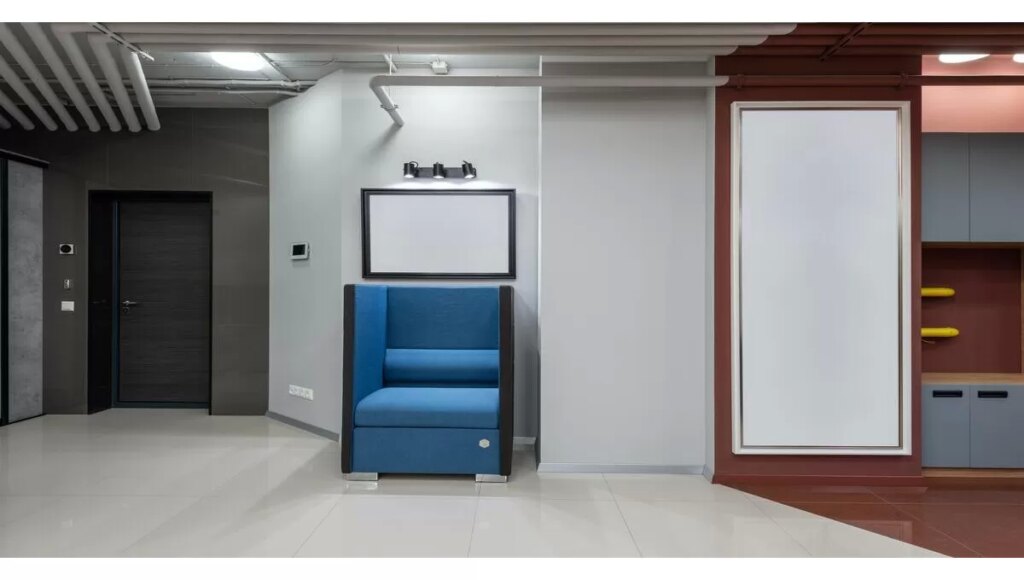Cum-sa-decorezi-holul-pentru-a-crea-un-efect-spatios.jpg